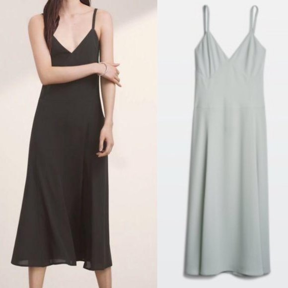 Babaton Dresses & Skirts - Aritzia Babaton Jacorey Midi V neck Dress Sz/ S